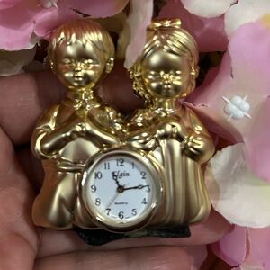 Elgin Praying Mini Clock Vintage Gold Tone Boy & Girl Quartz